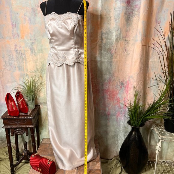 📌Cachet Beautiful Evening Dress w/ Jacket - Mother of the Bride - Formal - Ball - Picture 10 of 16